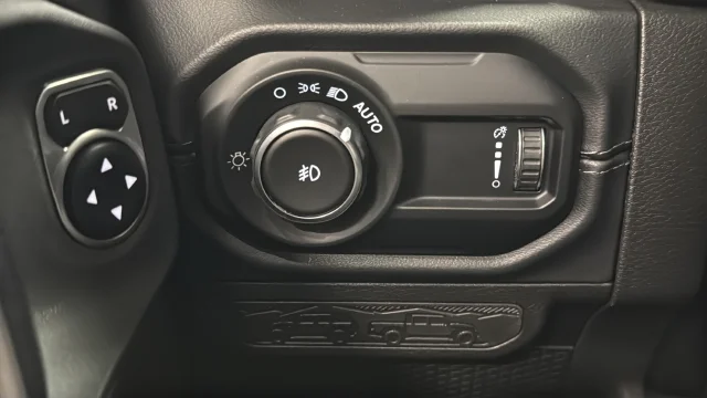 Used 2024 Black Clearcoat Jeep Sahara image 29