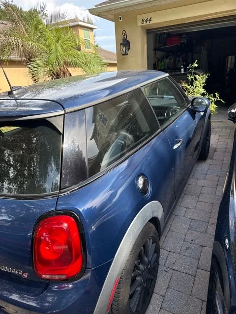 Used 2015 Blue MINI Base image 6