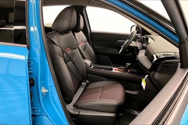 New 2026 Arctic Ice Blue Metallic with Super Black Roof Nissan SR image 35