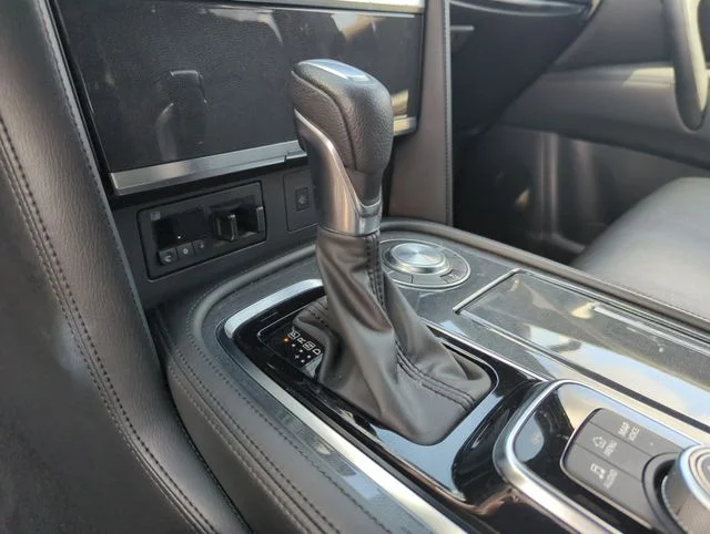 Used 2023 Gray Nissan SL image 39