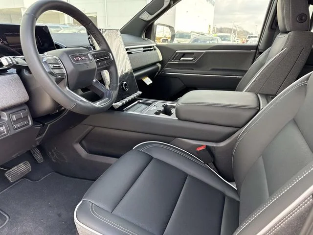 New 2026 White GMC Elevation image 15
