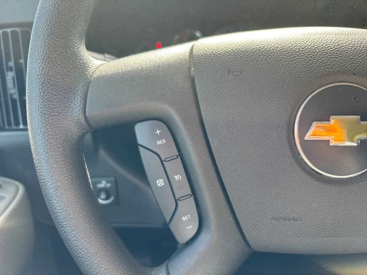 2025 Chevrolet Express Passenger LS - Photo 23