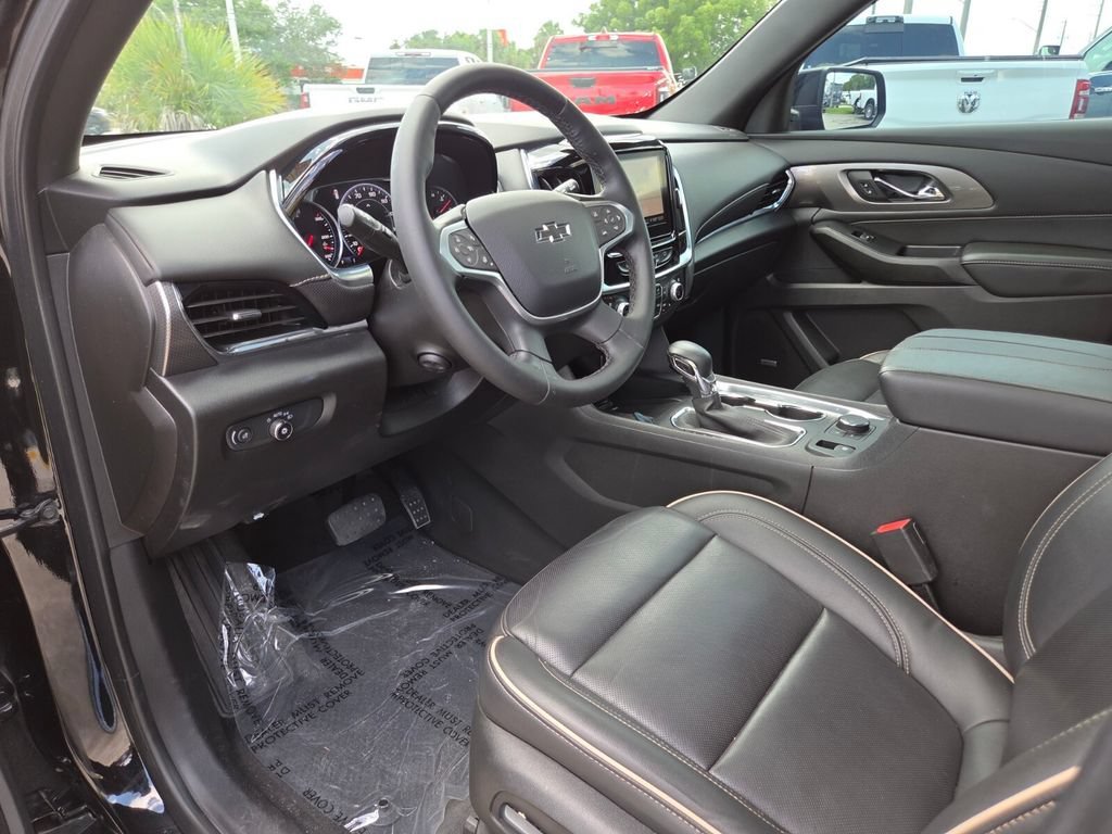 Used 2023 Mosaic Black Metallic Chevrolet Premier image 31