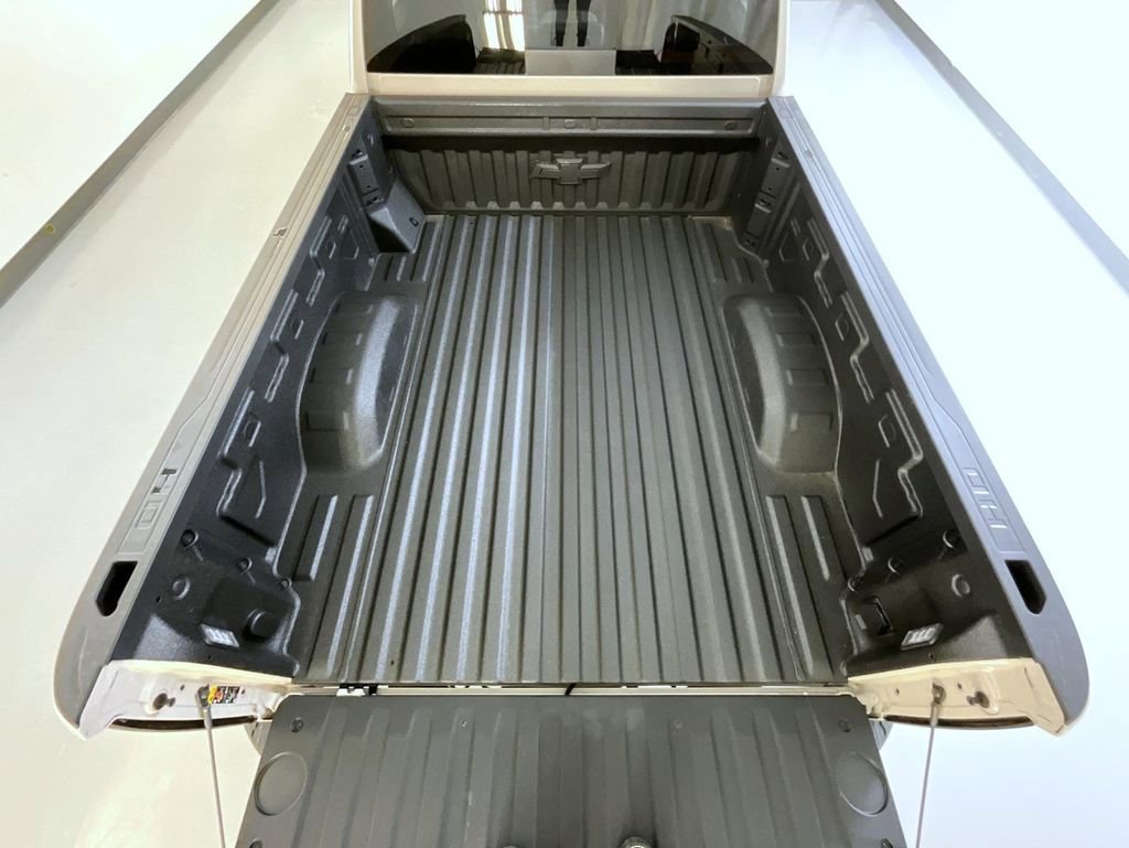 New 2026 White Sands Chevrolet ZR2 image 22