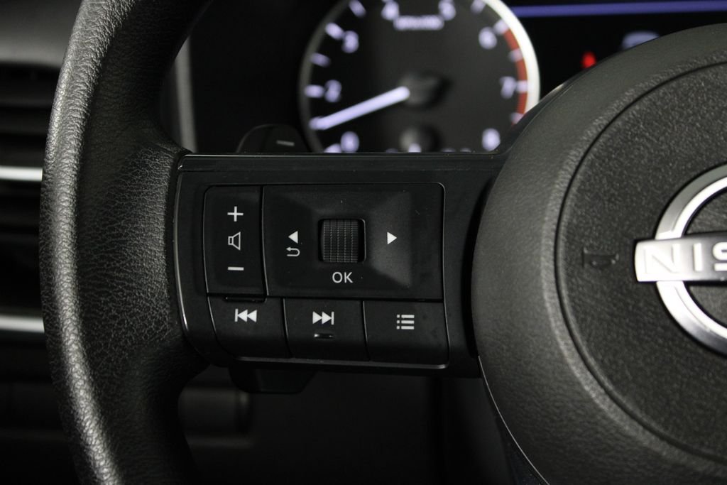 2024 Nissan Rogue SV - Photo 26
