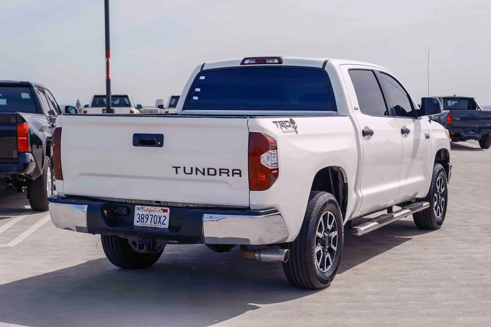 Used 2017 Super White Toyota SR5 image 4