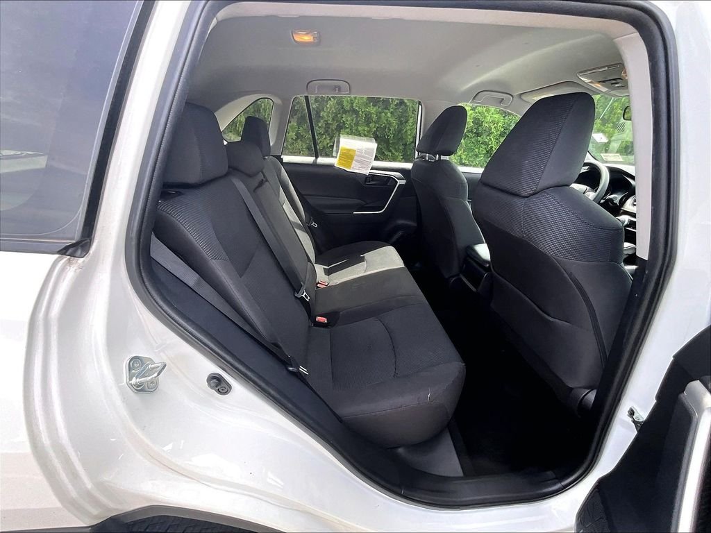 Used 2021 White Toyota LE image 16