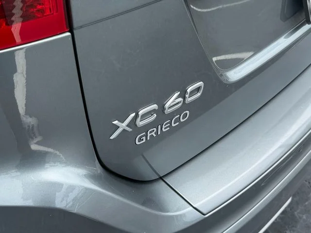 Used 2016 Gray Volvo T6 image 15