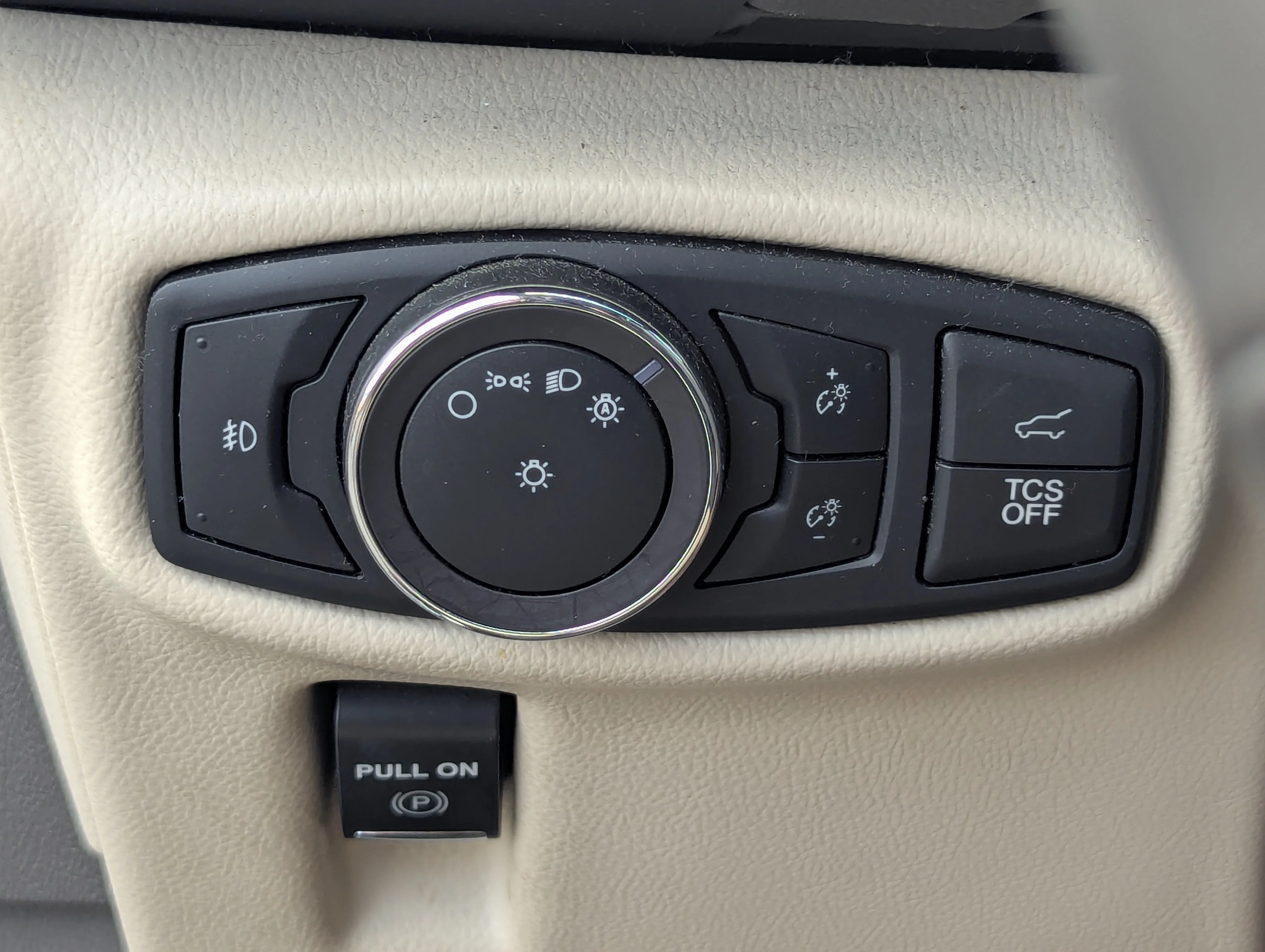 Used 2019 Ceramic Pearl Metallic Tri-Coat Lincoln Reserve image 34