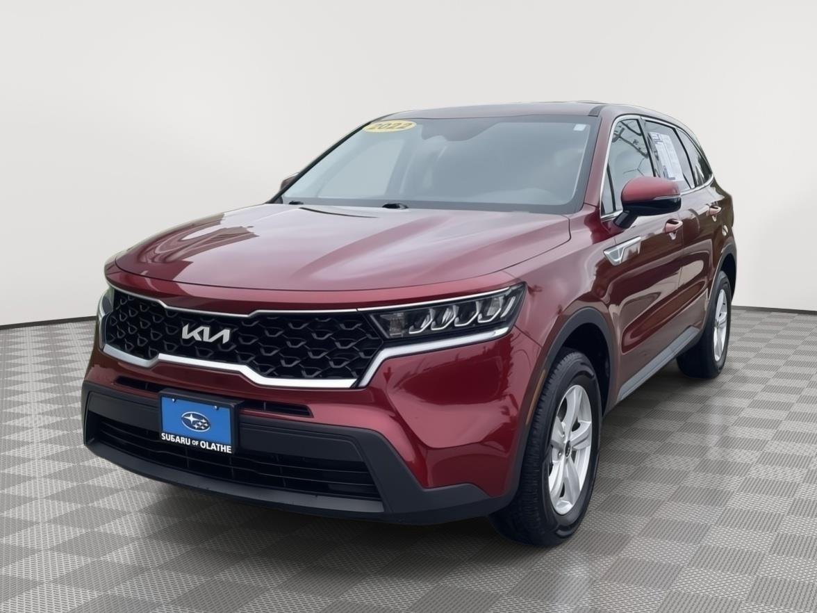 Used 2022 Passion Red Tintcoat Kia LX image 14
