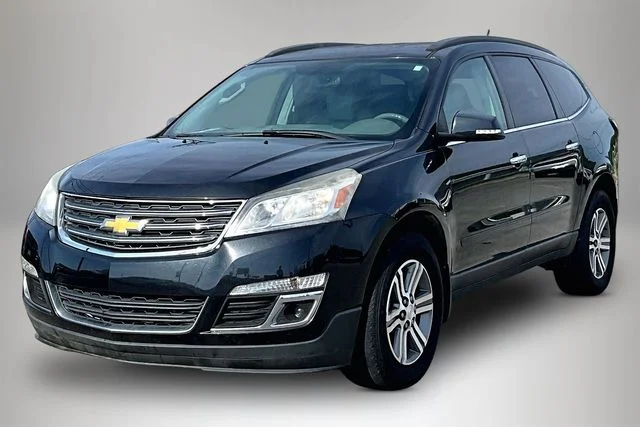 Used 2015 Chevrolet Traverse 2LT with VIN 1GNKRHKD5FJ234352 for sale in Florence, AL