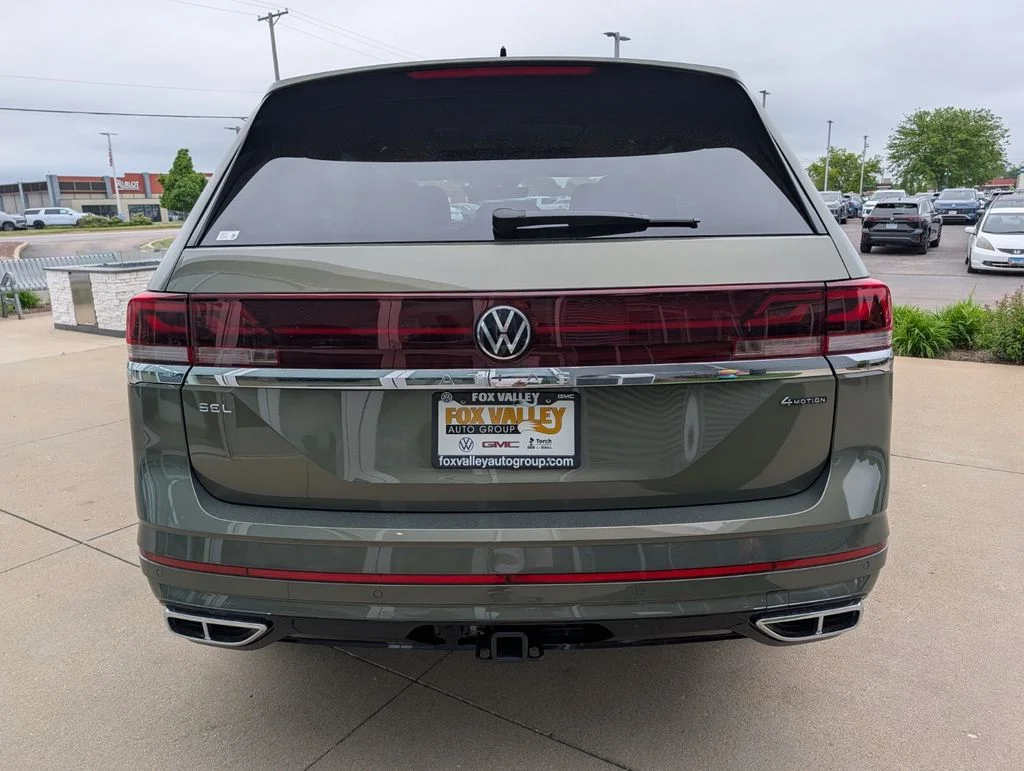 New 2026 Green Volkswagen 2.0T SEL Premium R-Line image 5