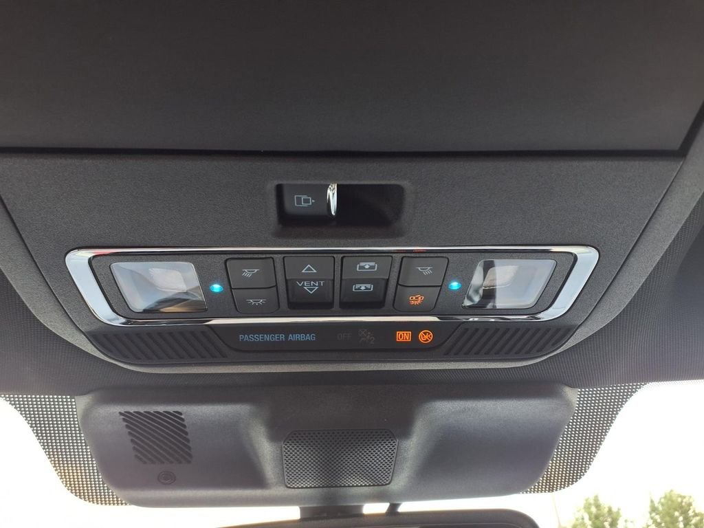 New 2026 Marsh Gray Ford F-350® Lariat® image 24