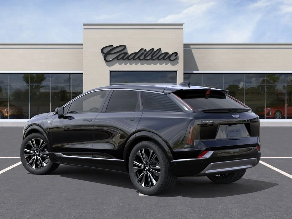 2026 Cadillac OPTIQ Premium Luxury - Photo 3
