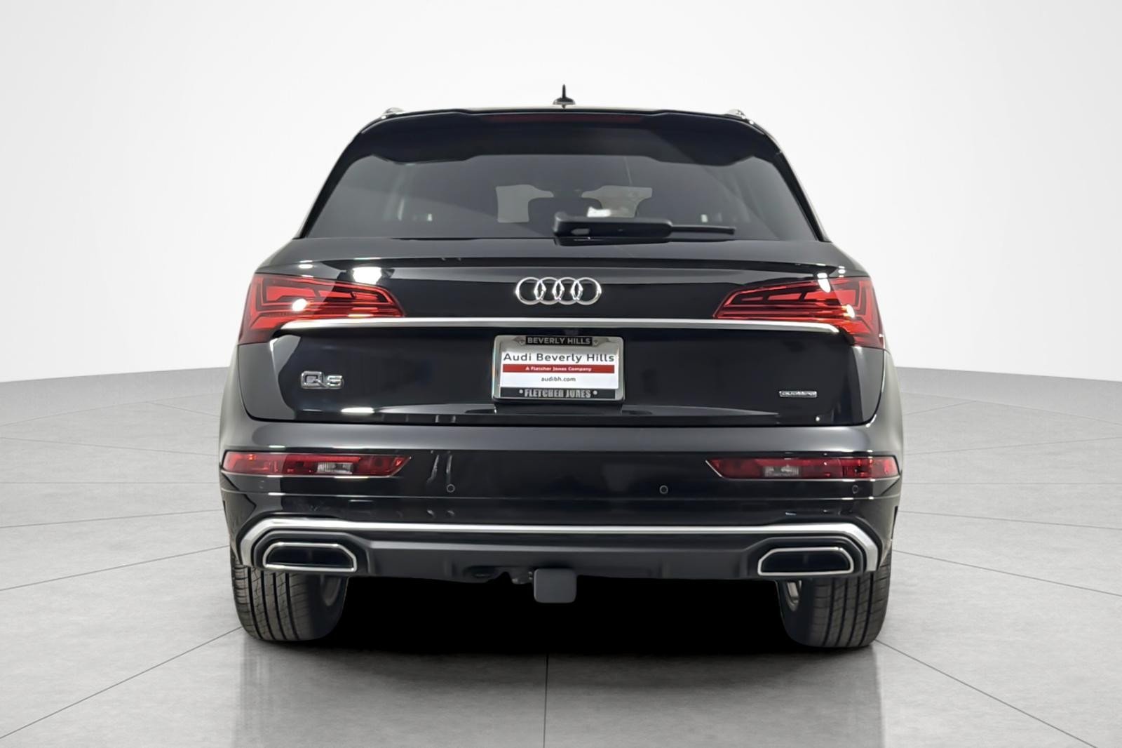 Used 2025 Mythos Black Metallic Audi S line Premium Plus 55 TFSI e quattro image 4