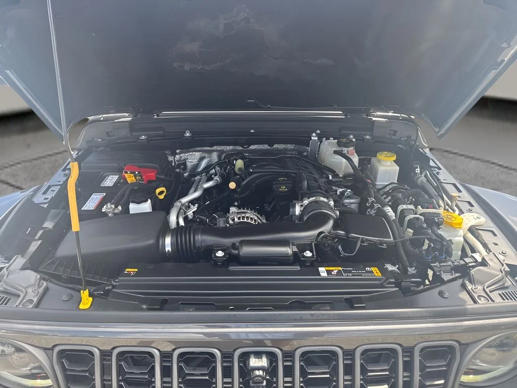 Used 2024 Gray Jeep Rubicon image 35