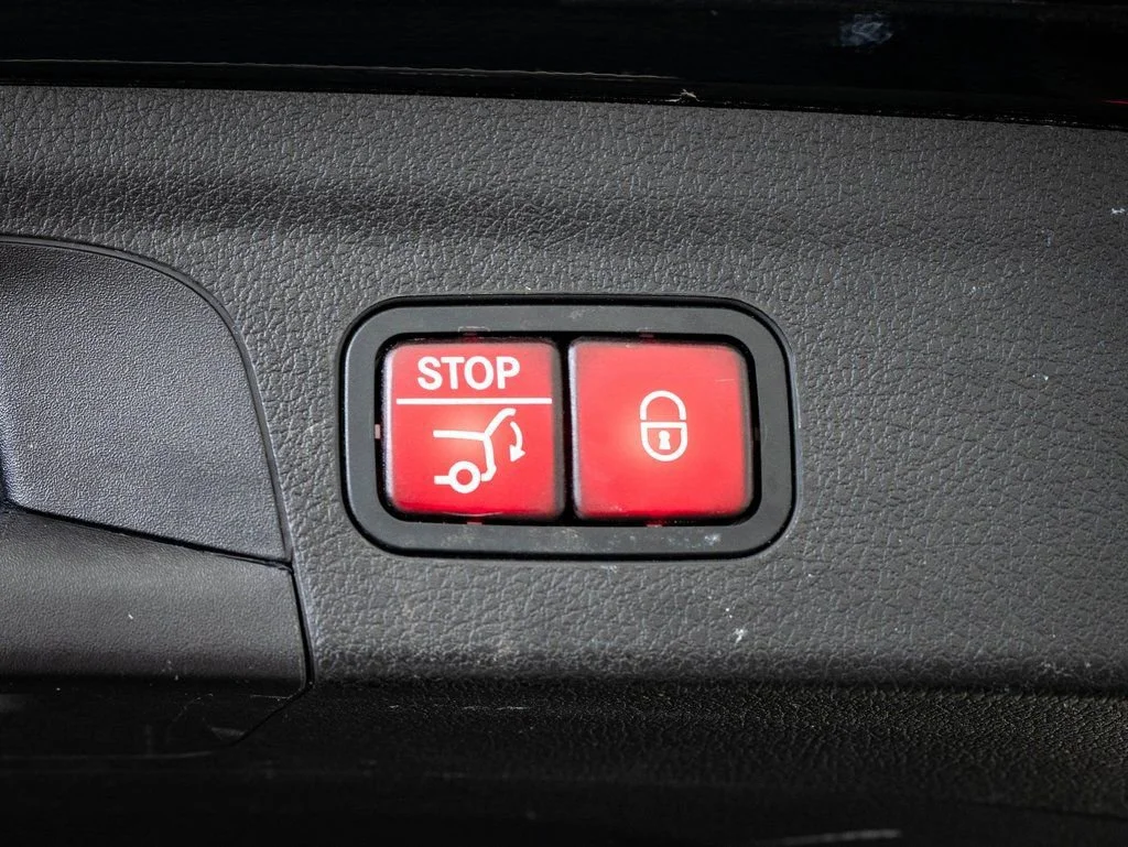 Used 2020 Black Mercedes-Benz GLE 350 image 18