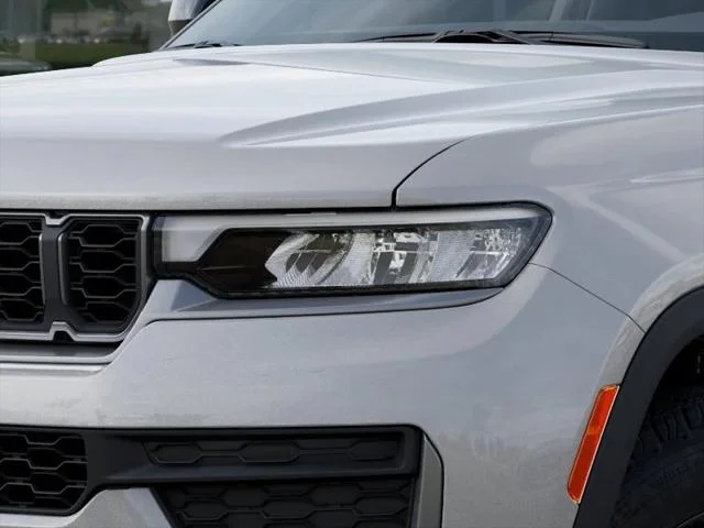 New 2026 Silver Zynith Exterior Paint Jeep Laredo image 36