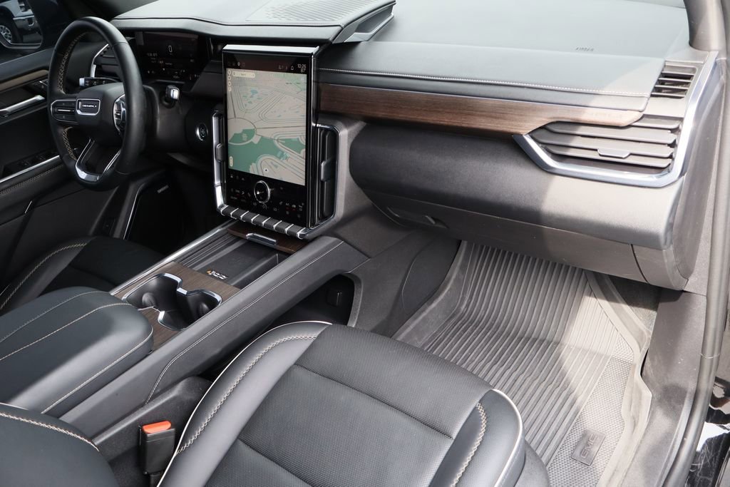 2024 GMC Acadia Denali - Photo 31