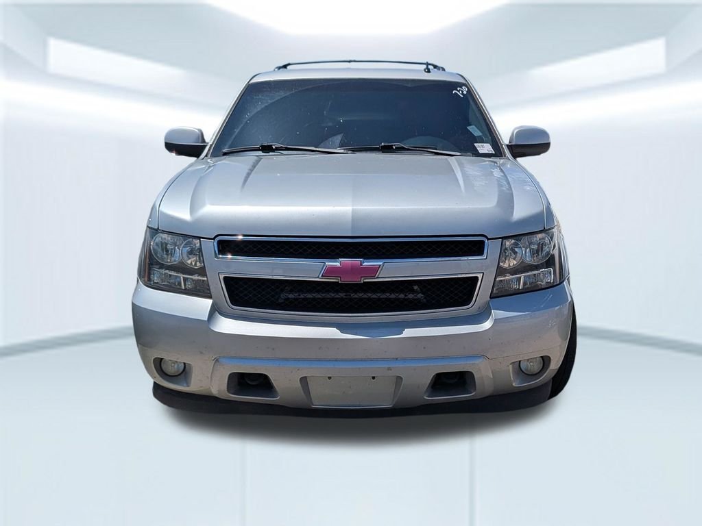 Used 2010 Silver Chevrolet LT image 7