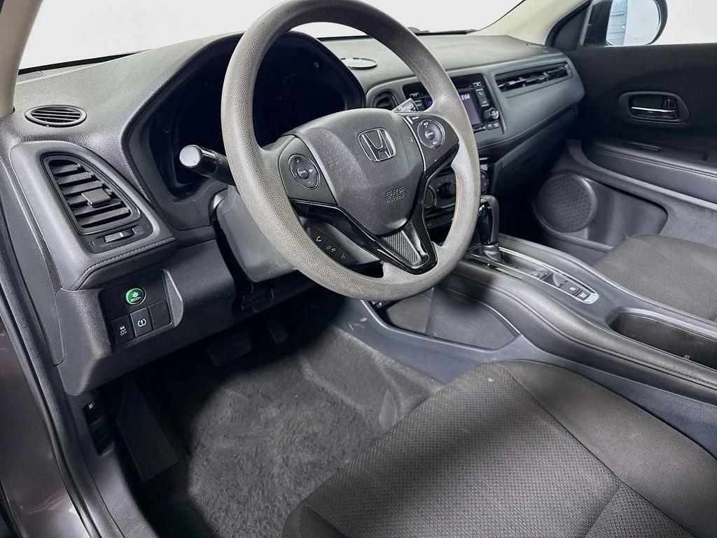 Used 2017 Modern Steel Metallic Honda LX image 10