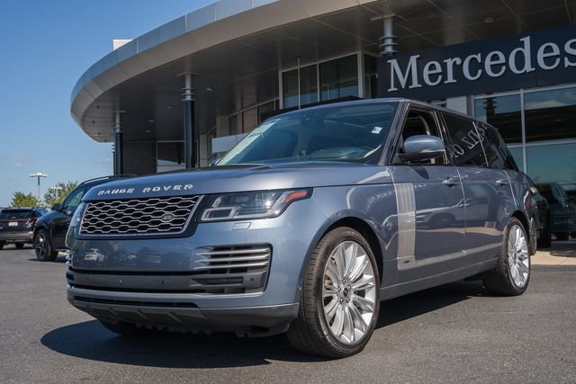 Used 2018 Byron Blue Metallic Land Rover 5.0L V8 Supercharged Autobiography image 3