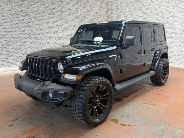 Used 2021 Black Jeep Unlimited Sahara Altitude image 3