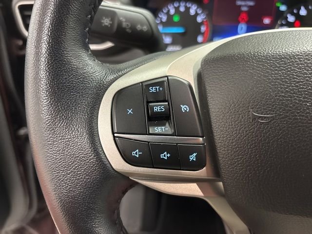 Used 2023 Red Ford XLT image 18