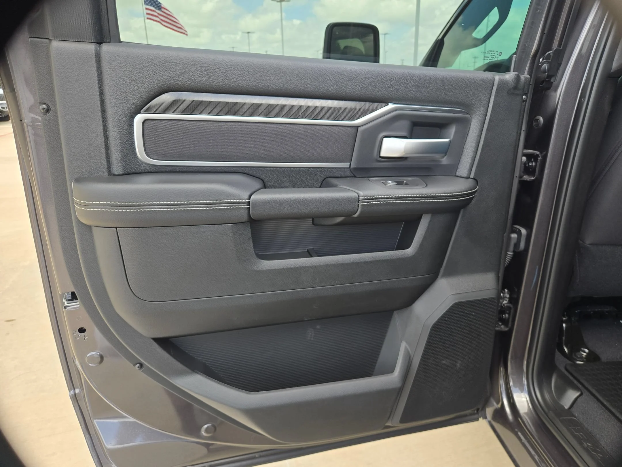 New 2026 Granite Crystal Metallic Clearcoat RAM Big Horn image 14