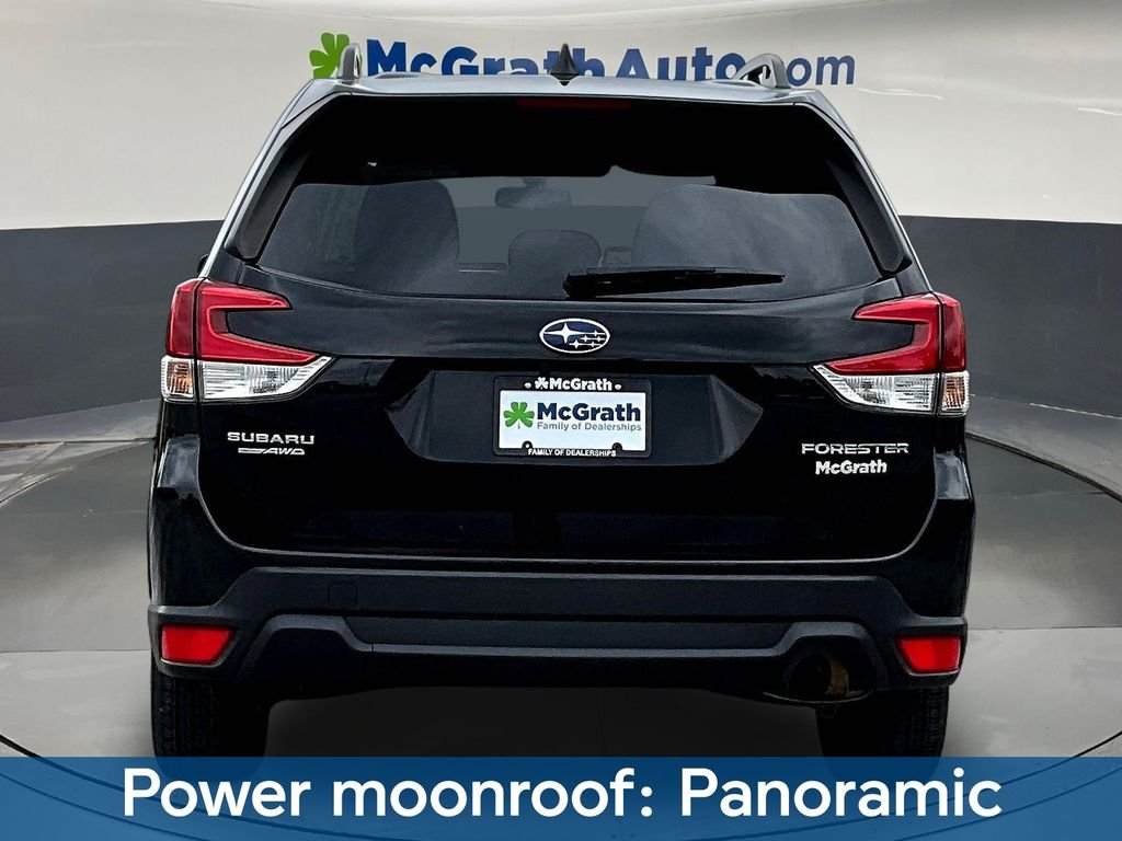 Used 2022 Black Subaru Premium image 7