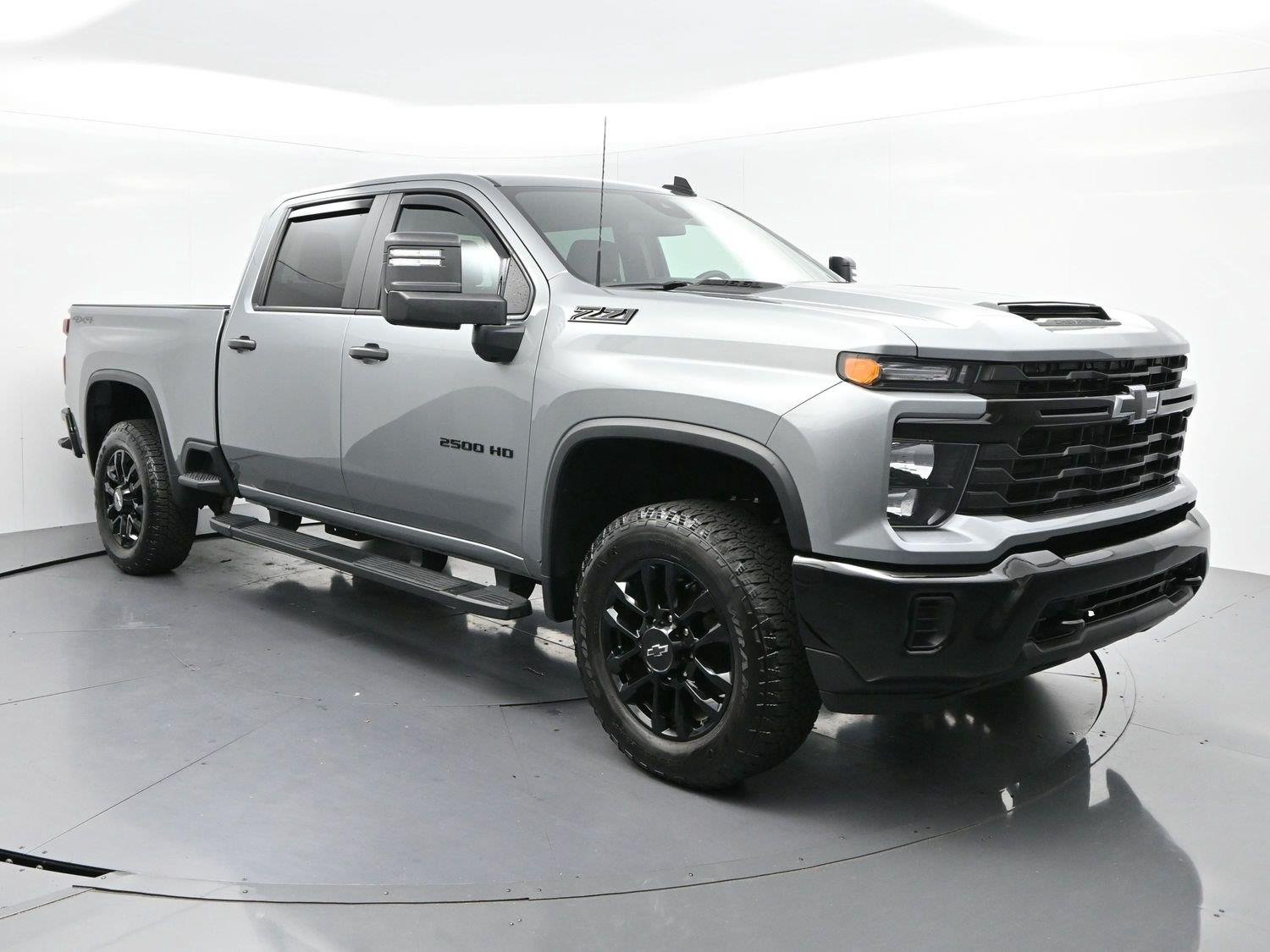 Used 2025 Sterling Gray Metallic Chevrolet Custom image 2