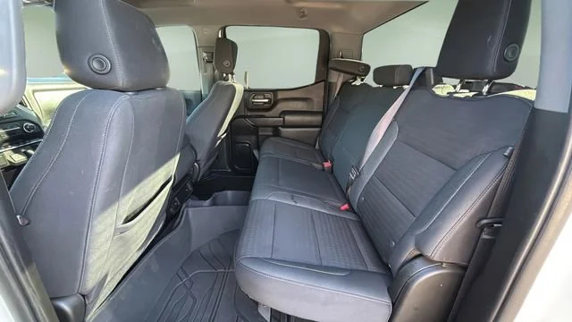 Used 2022 Summit White Chevrolet Custom image 21