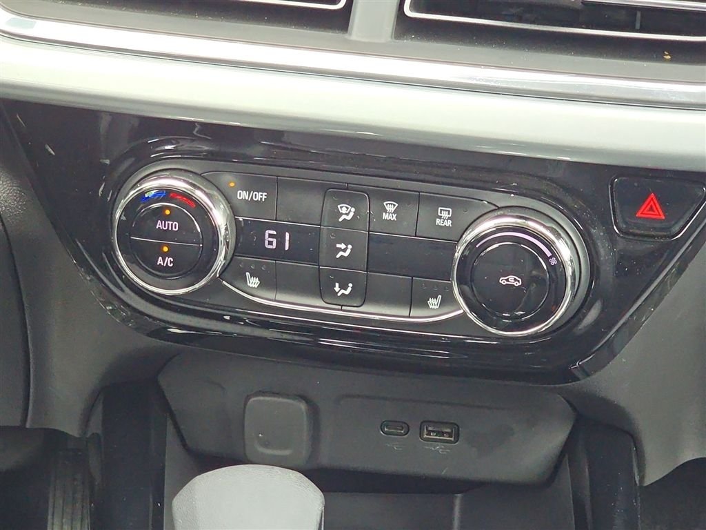 Used 2025 Gray Chevrolet LT image 23