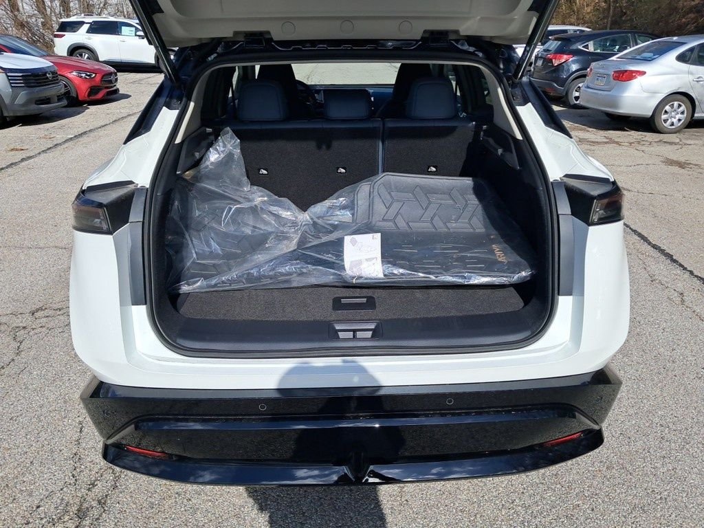 2025 Nissan ARIYA Platinum+ - Photo 24