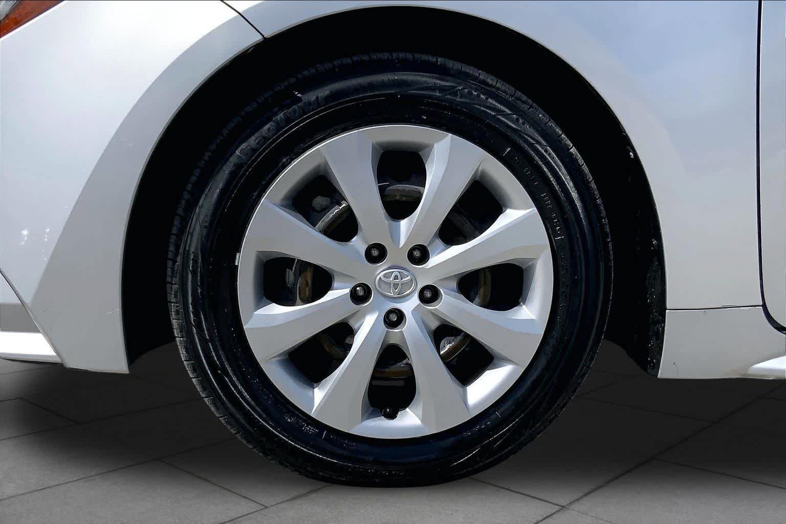 Used 2023 Classic Silver Metallic Toyota LE image 11