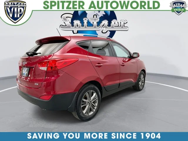 Used 2015 Red Hyundai SE image 10