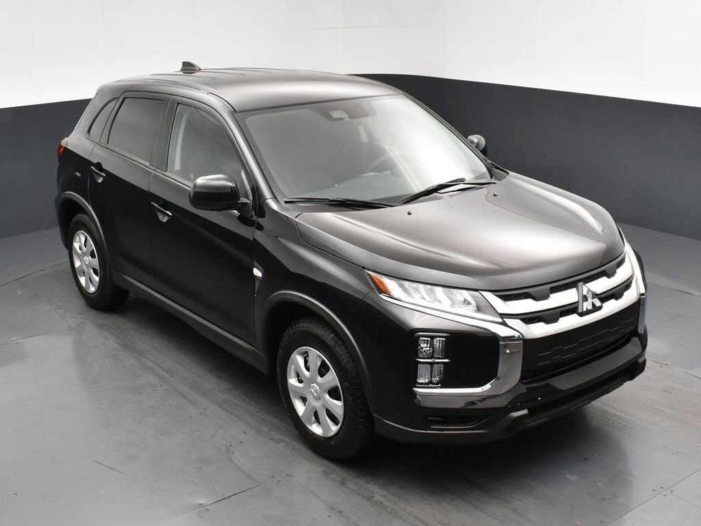 New 2026 Black Mitsubishi 2.0 S image 18