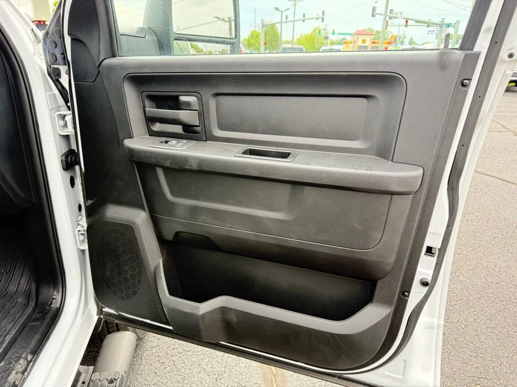 2025 RAM 2500 Tradesman - Photo 30