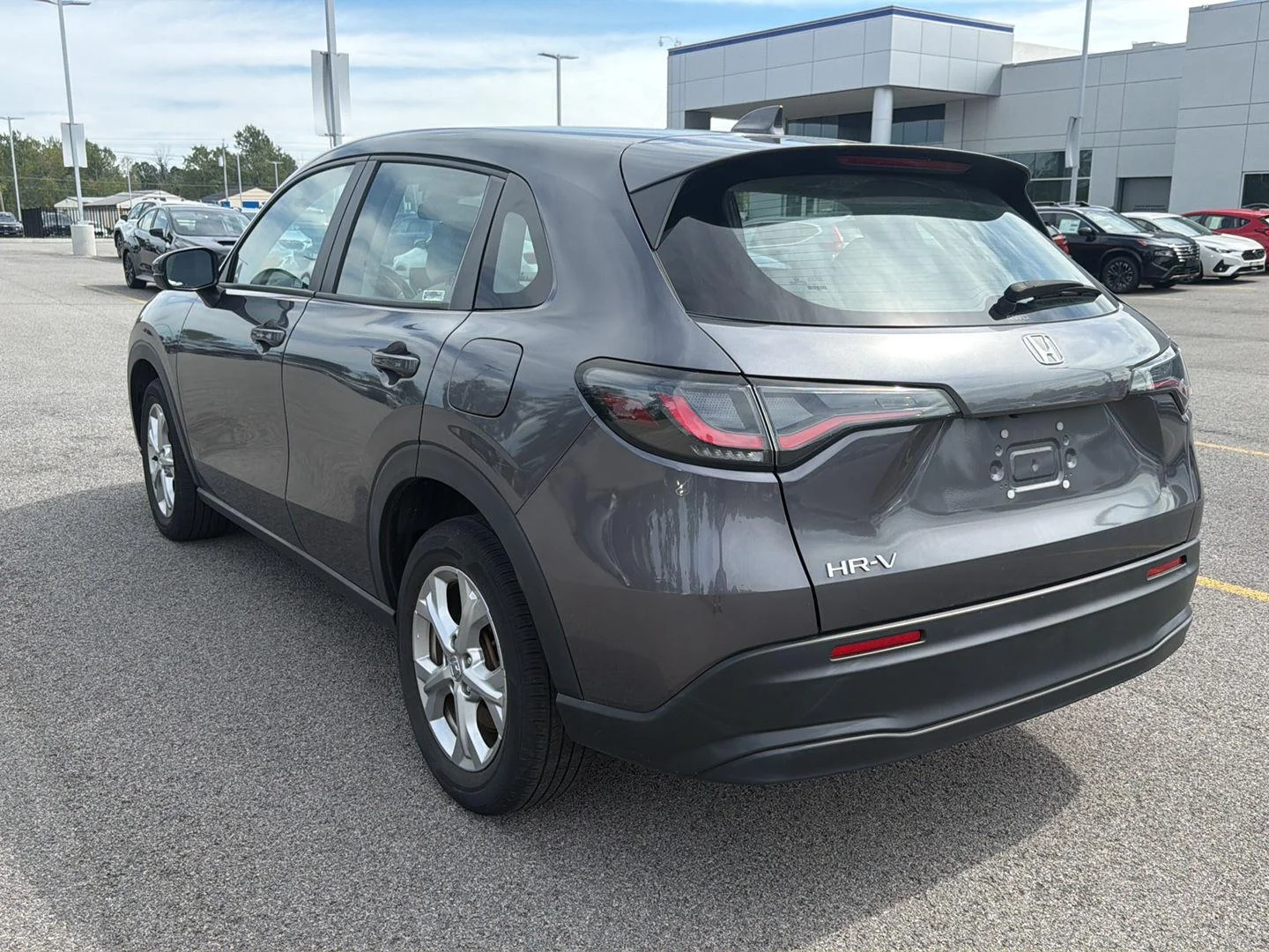 Used 2024 Modern Steel Metallic Honda LX image 6