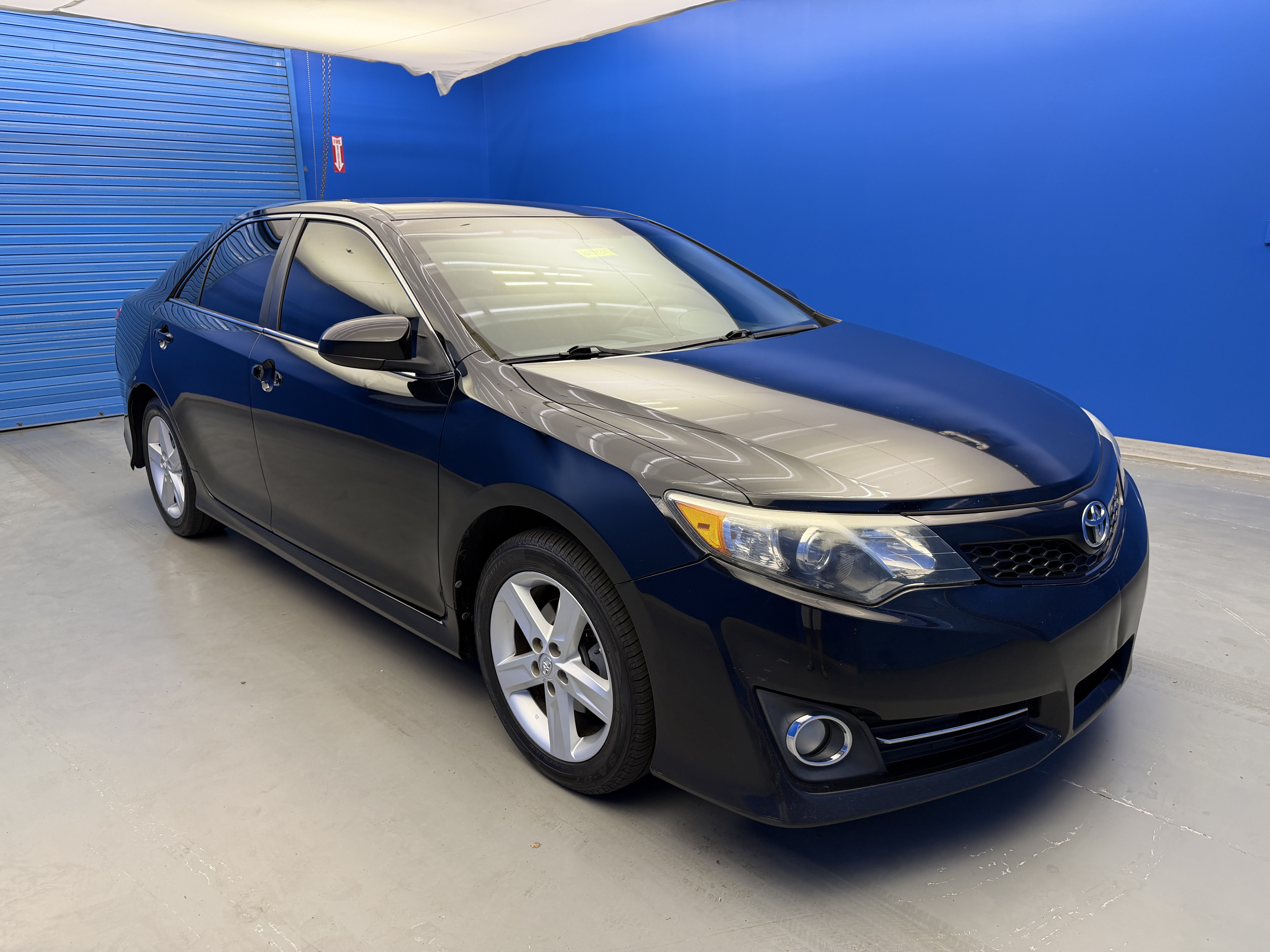 Used 2013 Toyota Camry SE with VIN 4T1BF1FK3DU281937 for sale in Louisville, KY