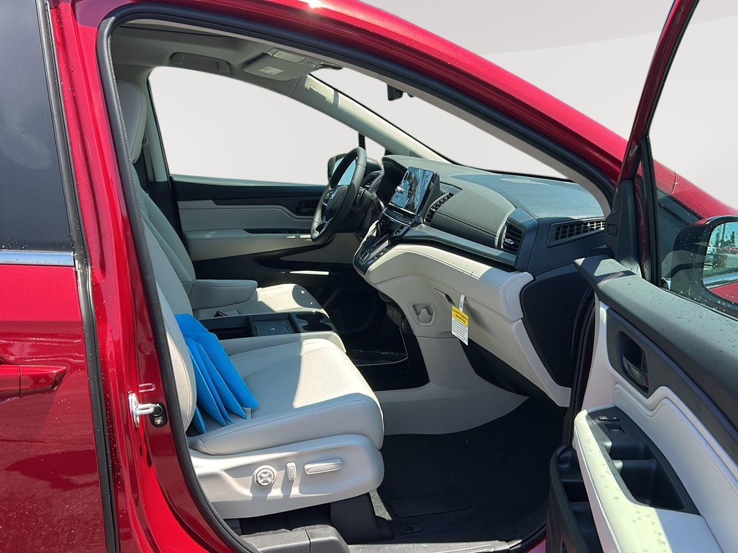 New 2026 Radiant Red Metallic II Honda EX-L image 10