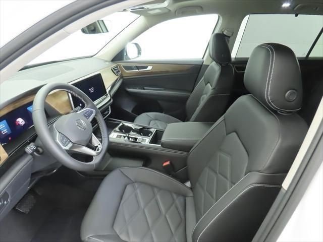 2026 Volkswagen Atlas SE w/Tech - Photo 19