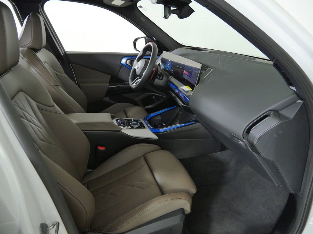 New 2026 Alpine White BMW M50 xDrive image 21