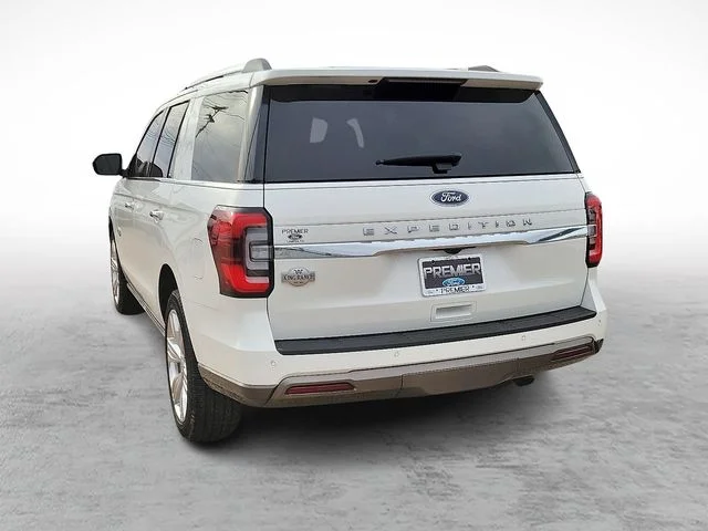 Used 2024 White Ford King Ranch image 8