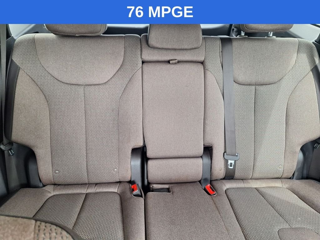 Certified Used 2023 Black Hyundai SEL Convenience image 31