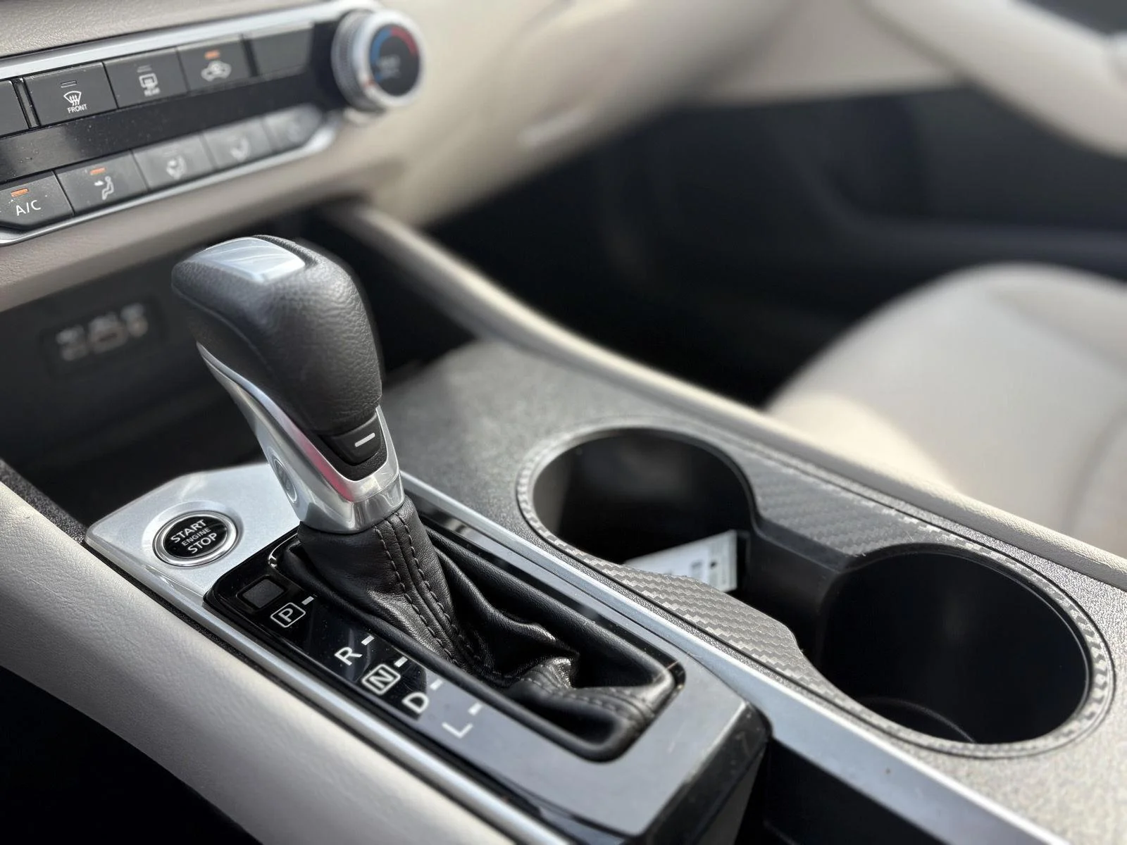 2025 Nissan Altima SV - Photo 25