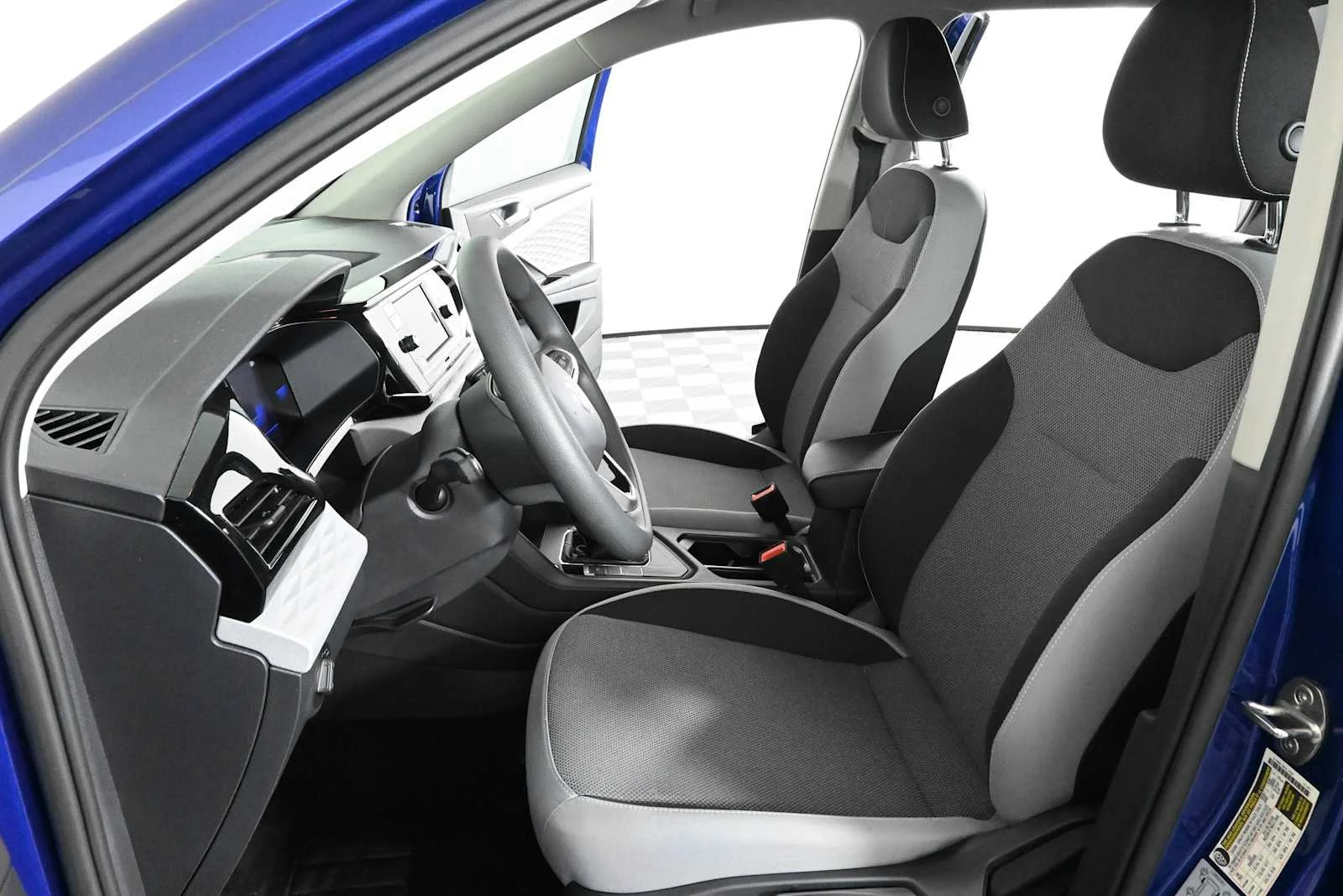 Used 2022 Dusk Blue Metallic Volkswagen S image 17