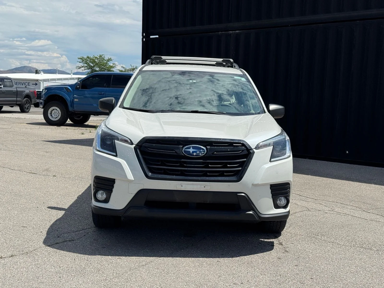 Used 2023 White Subaru Base image 2