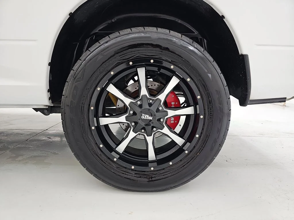 Used 2019 White Ram SLT image 37