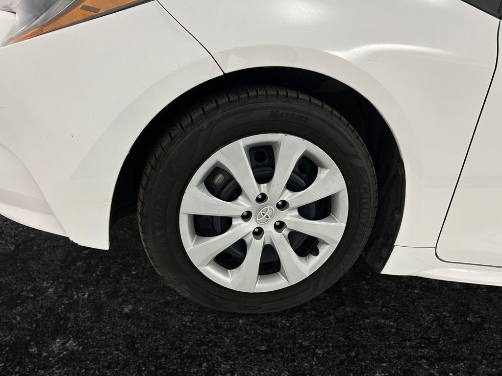 Used 2023 White Toyota LE image 27